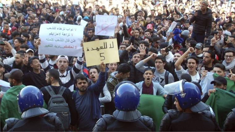 مظاهرات في الجزائر
