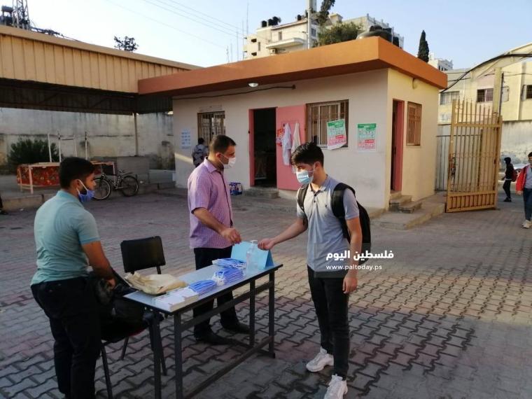 مدارس الحكومة بغزة تستأنف الدراسة لطلاب السابع حتى حادي عشر بدوام جزئي (7)