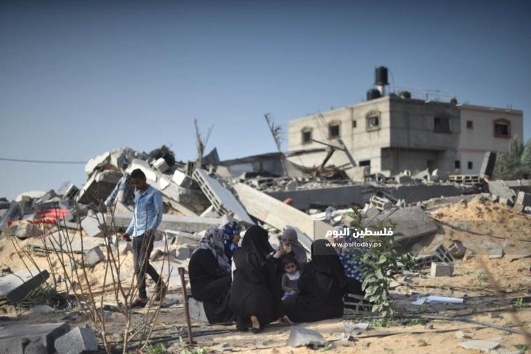 اثار القصف ‫على قطاع غزة