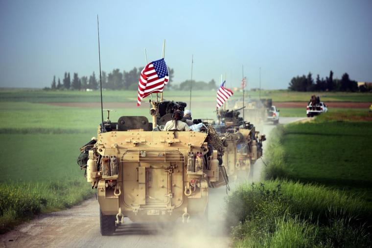 القوات الامريكية تنسحب من مدينة منبج