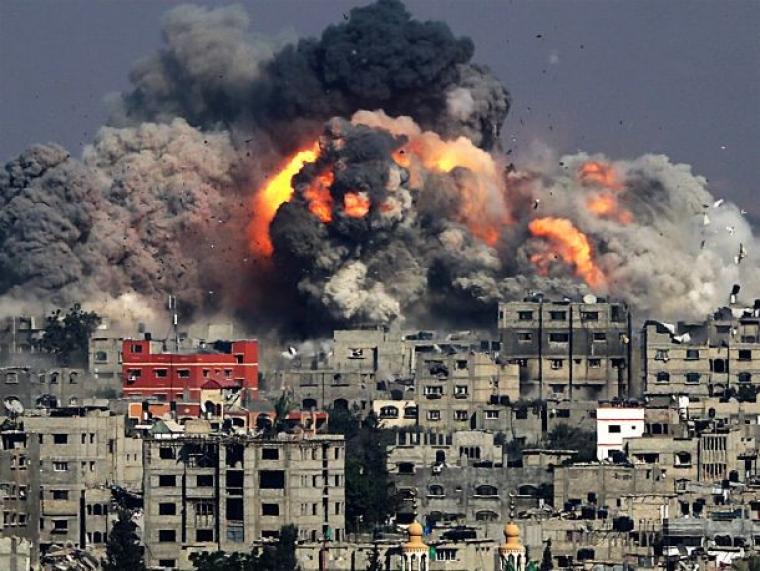 قصف إسرائيلي على غزة في حرب 2014
