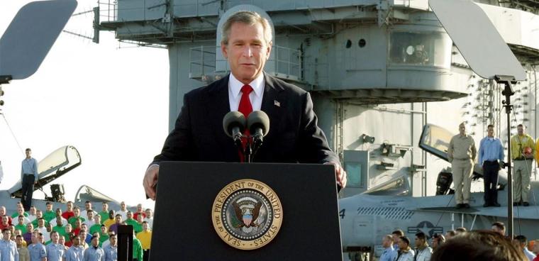 الرئيس الامريكي الاسبق جورج بوش
