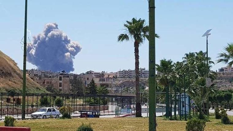 انفجارات في محيط مطار حماة العسكري