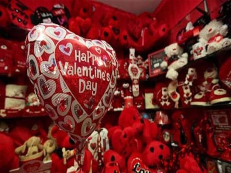 أجمل وأرقى رسائل التهنئة في عيد الحب المصري 2020 وموعد انطلاقه
