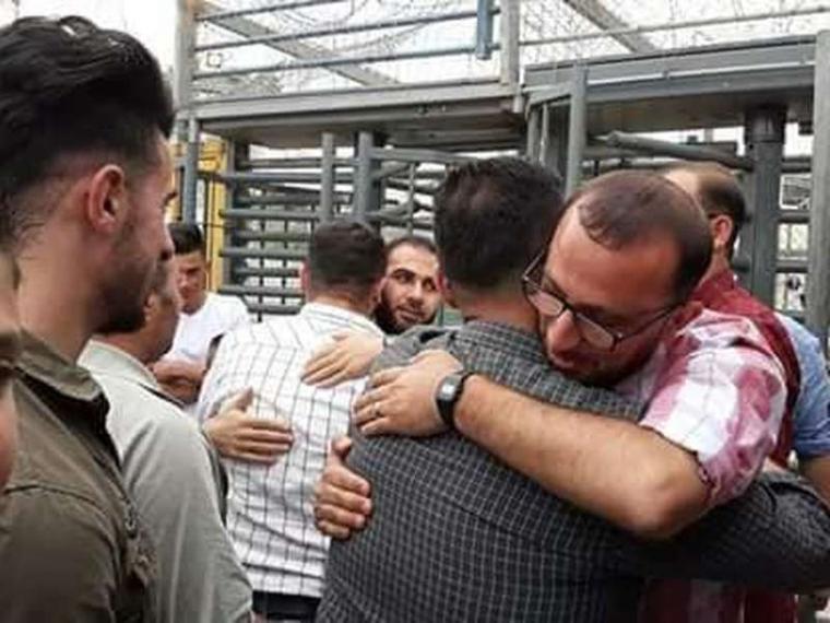 الاحتلال يفرج عن صحفيي اذاعة سنابل
