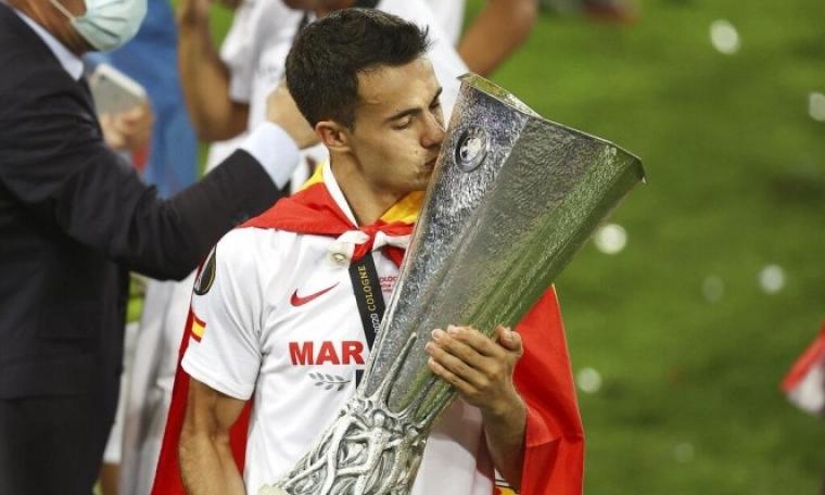 اللاعب سيرجيو ريغيلون
