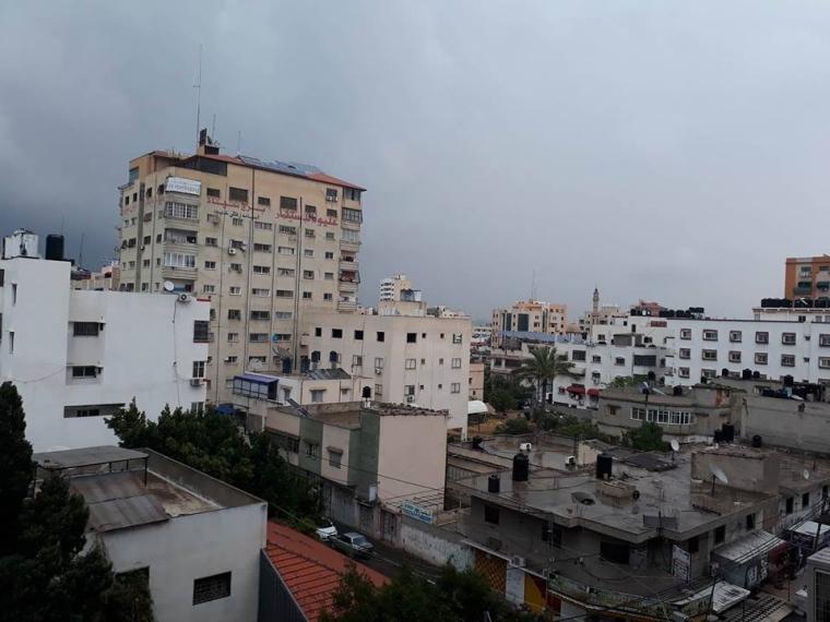 صورة لمنخفض سابق ضرب غزة- امطار وغيوم
