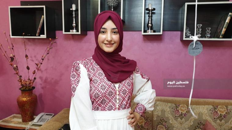  أوائل الثانوية العامة في قطاع غزة (13)
