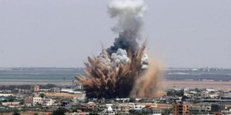 إحدى الغارات الاسرائيلية على قطاع غزة خلال عدوان 2014