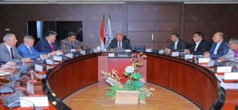 صورة خلال اللقاء