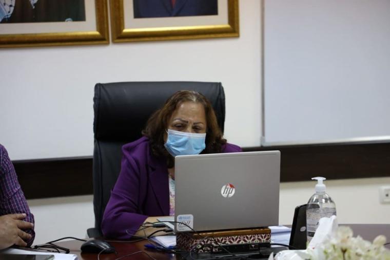 جانب من بحث مستجدات الوضع الوبائي