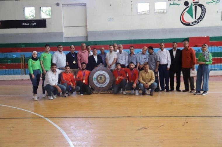 الاتحاد الفلسطيني يُكرم دير البلح بطل كرة اليد للموسم 2020-2021