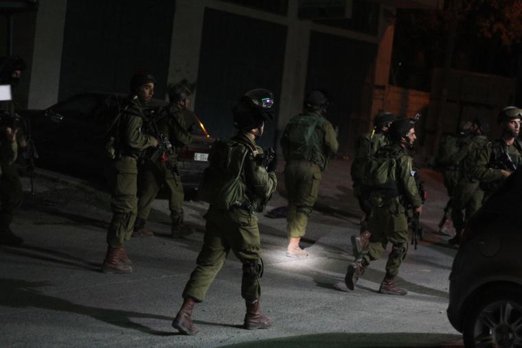 جيش الاحتلال الاسرائيلي يشن حملة اعتقالات في الضفة