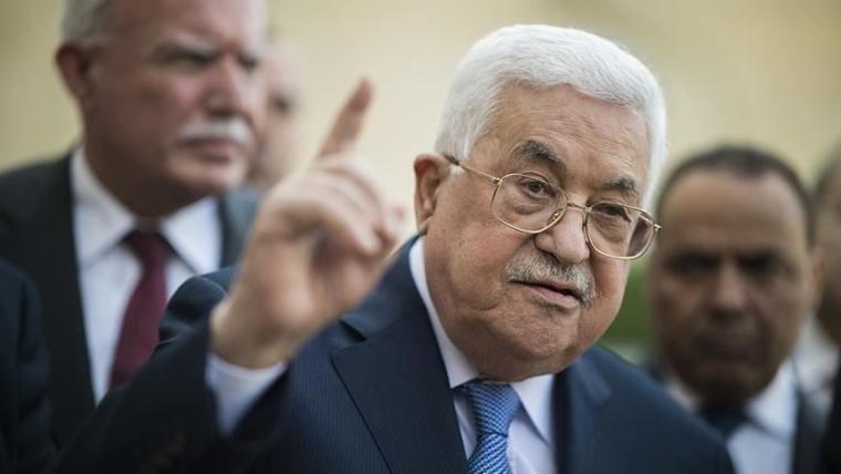 الرئيس عباس يصل إيطاليا في زيارة رسمية
