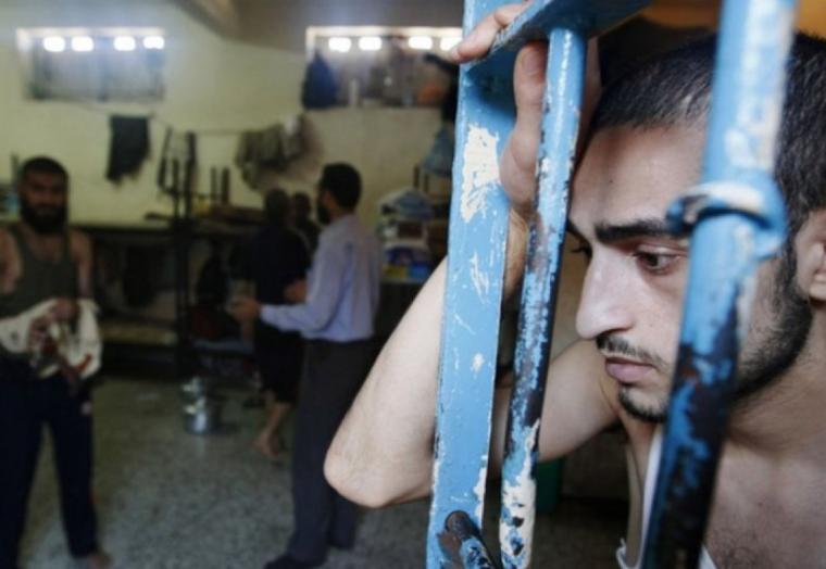 الأسرى في سجون الاحتلال يعانون الأمراض