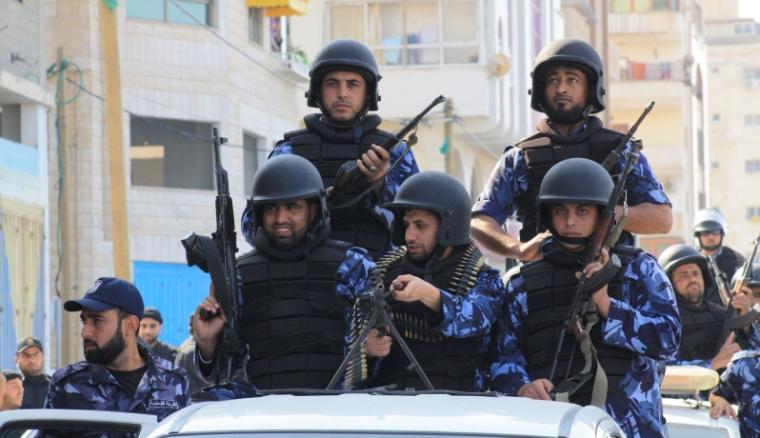 عناصر من الشرطة في غزة