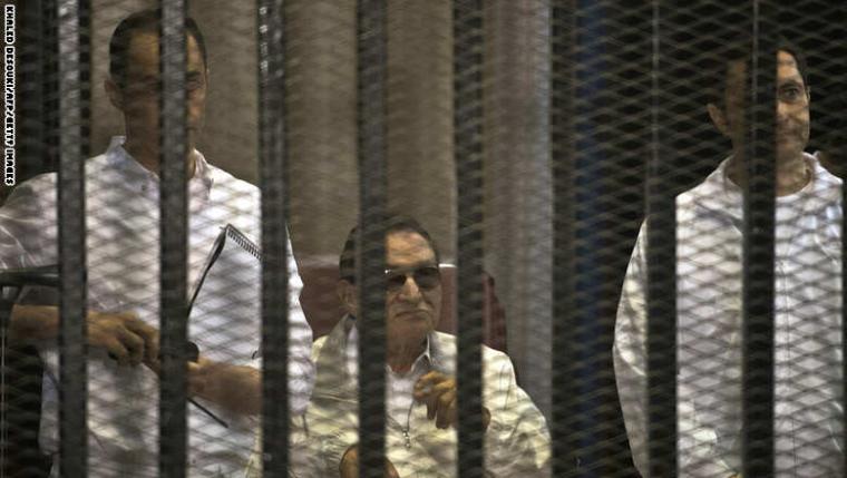 مبارك في السجن