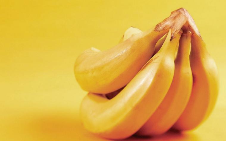 طالع مكونات العناصر الغذائية في الموز وفوائده الصحية