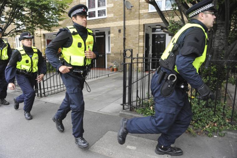 الشرطة البريطانية أمام البربلمان