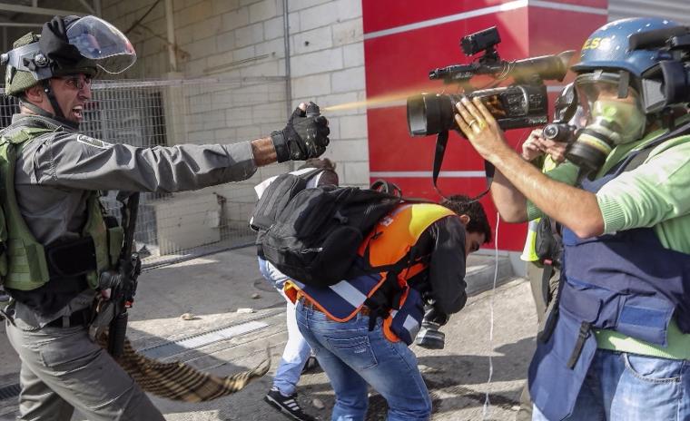 إصابة صحفي برصاص جيش الاحتلال في بيت لحم