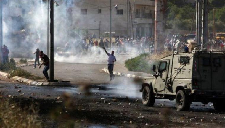 7 إصابات خلال مواجهات مع الاحتلال في نابلس