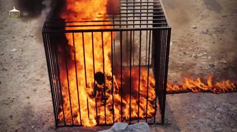 على طريقة الكساسبة.. داعش تحرق خمسين عراقياً