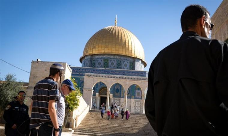 اقتحام المستوطنين للقدس