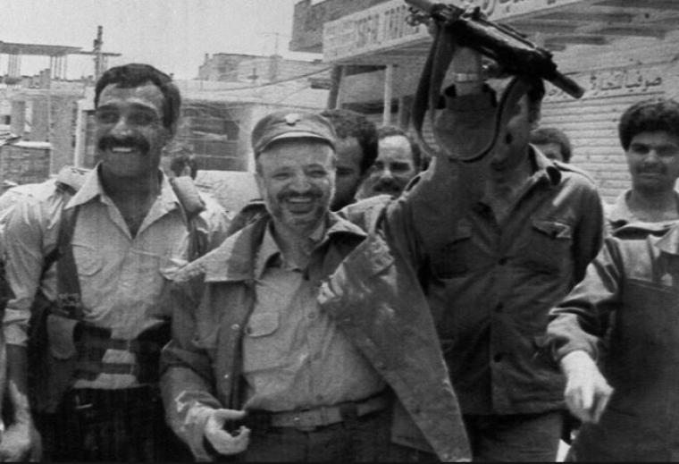 الرئيس الشهيد ياسر عرفات