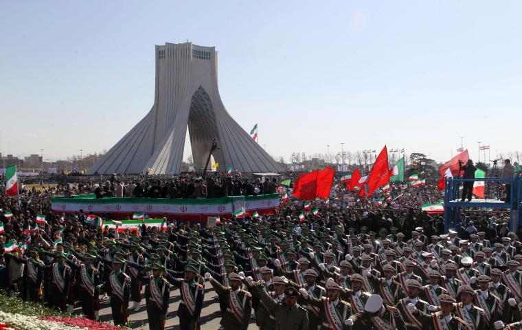 احتفالات إيران بالثورة