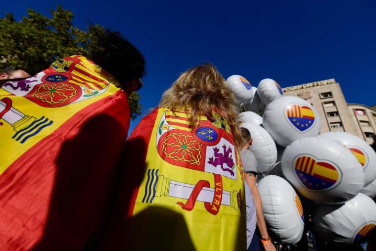 رافضون لاستقلال كتالونيا