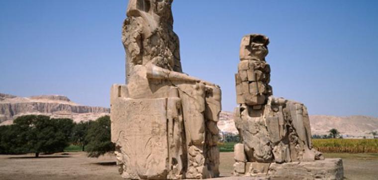 اهرامات فرعونية جمهورية مصر العربية