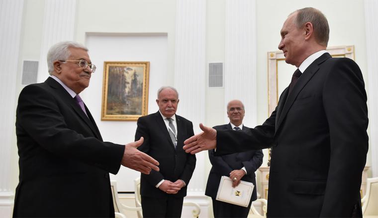 الرئيس الروسي فلديمير بوتين ورئيس السلطة محمود عباس (ارشيف)