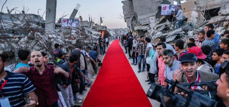 مهرجان السجادة الحمراء في غزة 