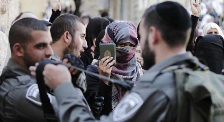 امراة في القدس