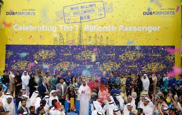 الاحتفال بالمسافرر رقم مليار في دبي