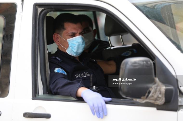 انتشار عناصر السلطة بعد اغلاق الضفة بسبب تفشي كورونا وعودة العالقين من الخارج (12)