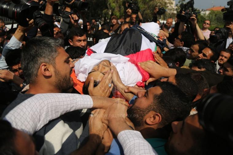 جنازة الصحفي ياسر مرتجى في غزة