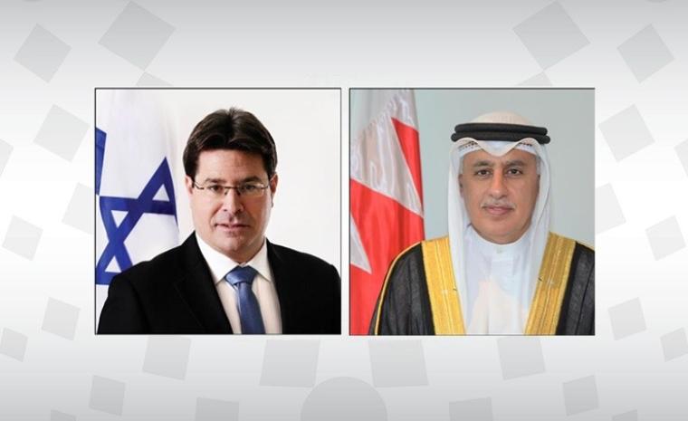 وزير الصناعة والتجارة زايد الزياني ووزير التعاون الإقليمي في حكومة الاحتلال اوفير اكونيس