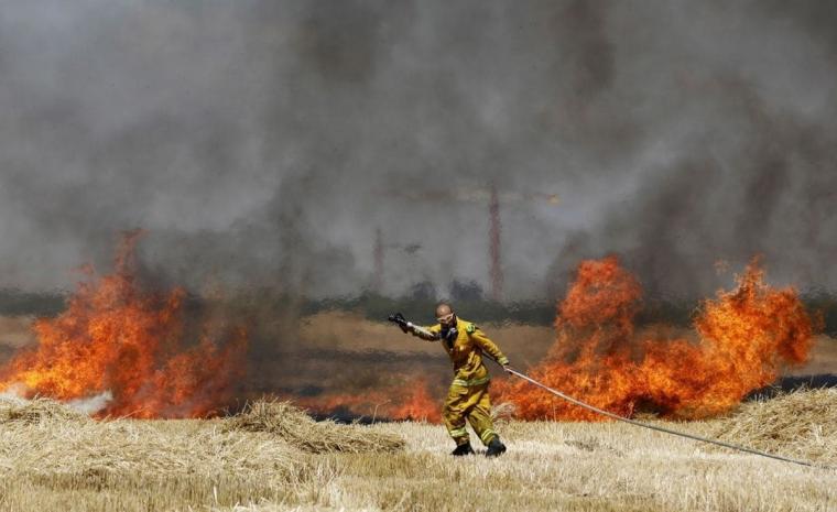 حريق في "غلاف غزة" (ارشيف)