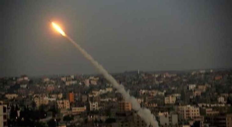 الاحتلال يزعم اطلاق صاروخ رابع من غزة