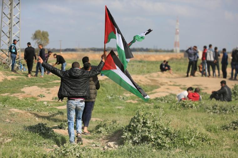 مواجهات على حدود غزة تنديداً بقرار ترامب 