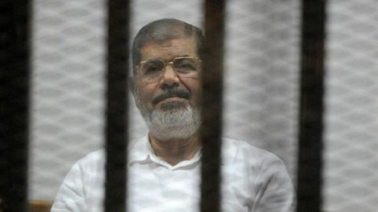 الرئيس المصري الأسبق محمد مرسي العياط