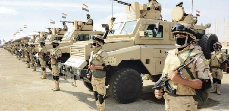 الجيش المصري في سيناء يشن حربا على داعش