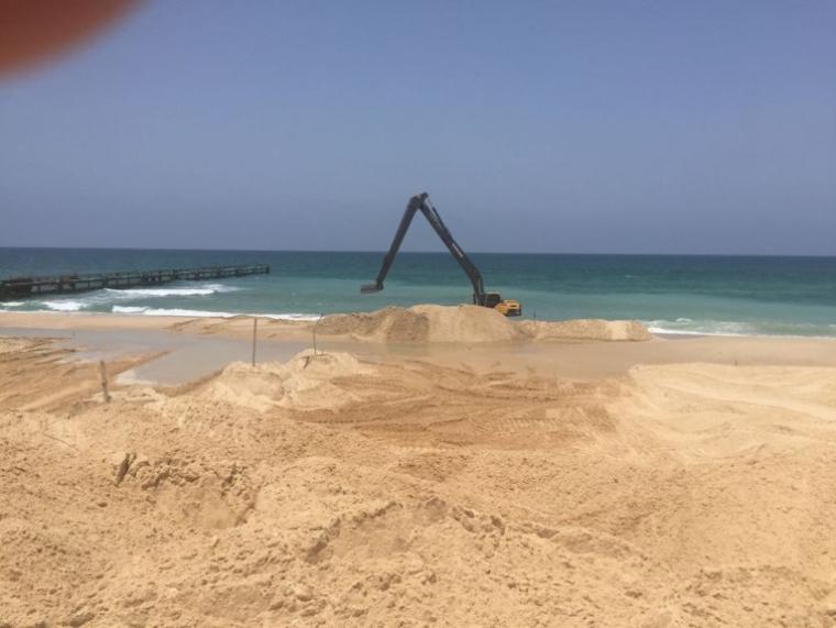 جدار بحري1