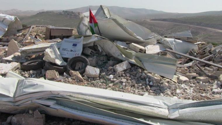 تدمير مدرسة مجمع ابو انوار