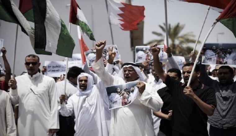 بحرينيون يتظاهرون ضد ورشة المنامة