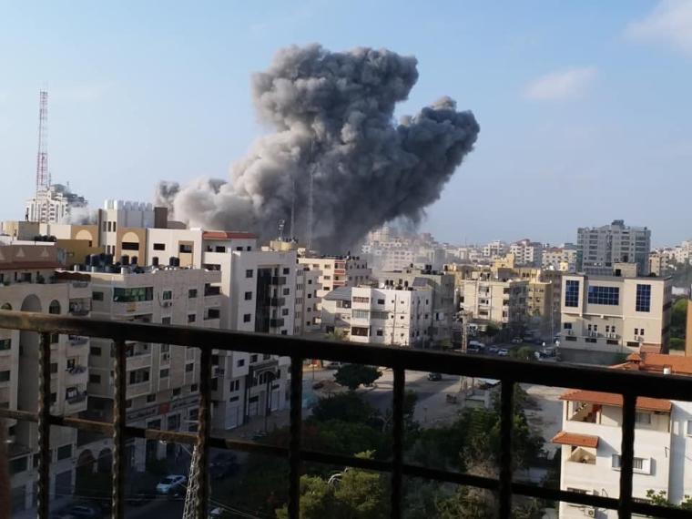 صورة من مكان القصف