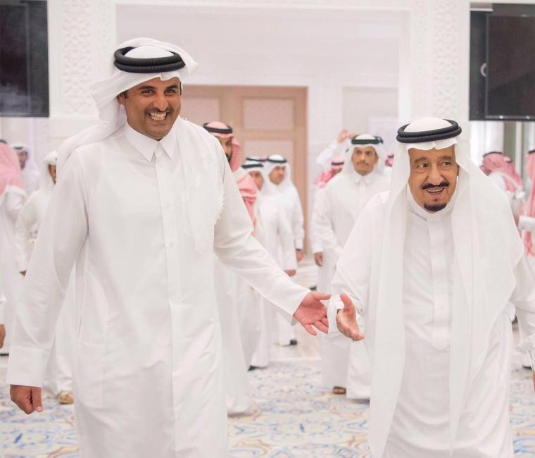 أمير قطر يتلقى دعوة رسمية لحضور القمة الخليجية في السعودية
