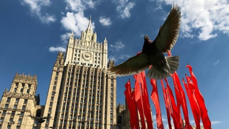 الخارجية الروسية: كييف تلعب بالنار بقصفها محطة زابوروجيه