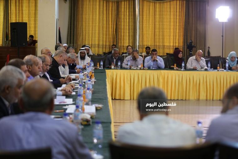 الفصائل الفلسطينية تعقد لقاء وطنياً بعنوان موحدون في مواجهة قرار الضم والصفقة (6).JPG